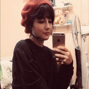 Meet your Posher, Kelly